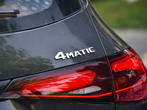 2023�� GLC 300 L 4MATIC ������ 7��