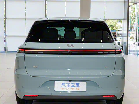 2025�� Pro ���ܻ��°�