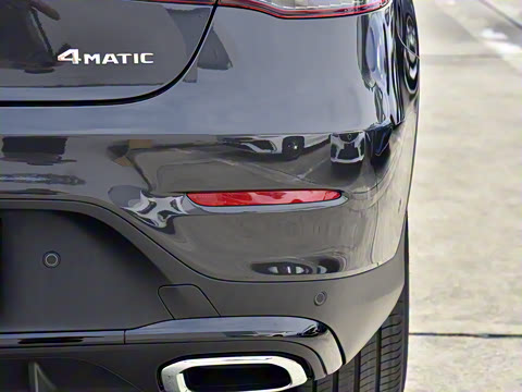 2023�� GLC 260 4MATIC ����SUV