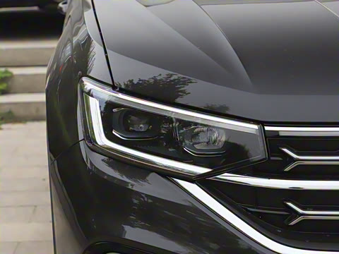 2025�� �Ŀ� ������ 300TSI