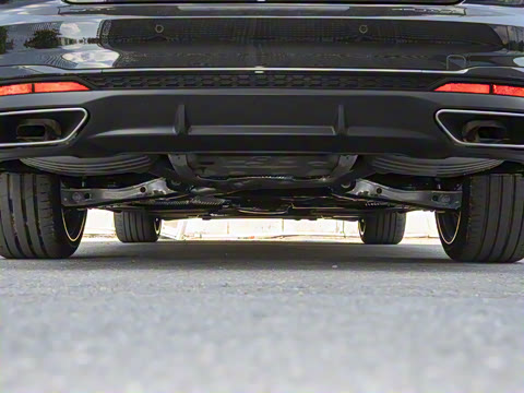 2025�� 200���������� 40 TFSI ����������