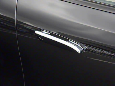 2025�� �Ŀ� E 260 �˶���