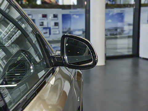 2021�� �Ŀ� xDrive 25i M�˶���ҹ��װ