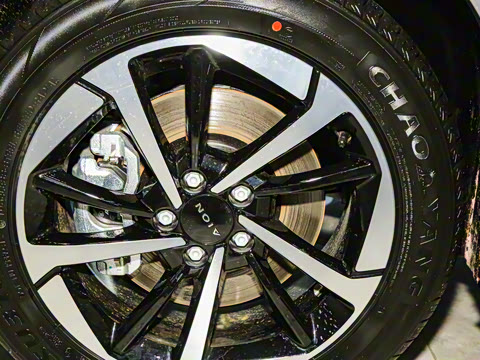 2025�� Plus 510 ������