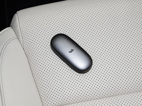 2025�� Pro ���ܻ��°�