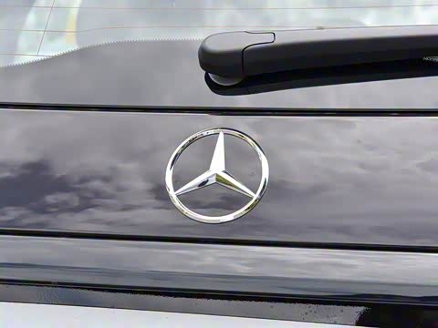 2025�� �Ŀ� GLC 300 L 4MATIC ������ 5��