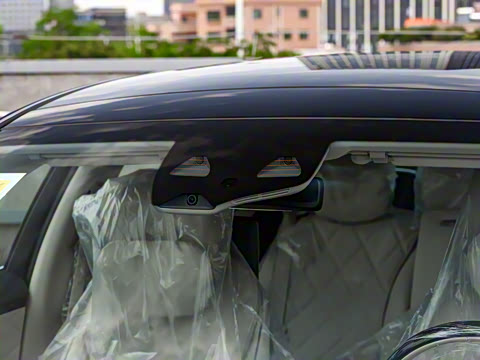 2025�� �Ŀ� S 480 4MATIC