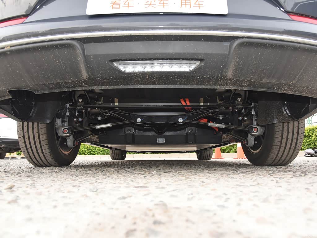 秦pro新能源 2019款 ev 超能版 高功率智联领耀型 4928625图片_比亚迪