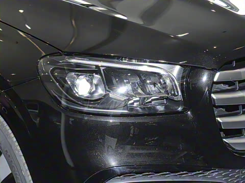 2025�� GLS 450 4MATIC ������