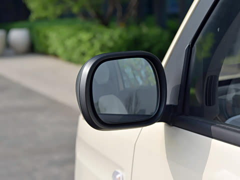 2025�� ��èmini 210km Ԫ����