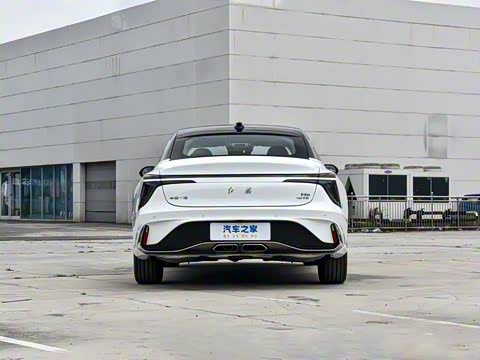 2025�� 2.0T ������