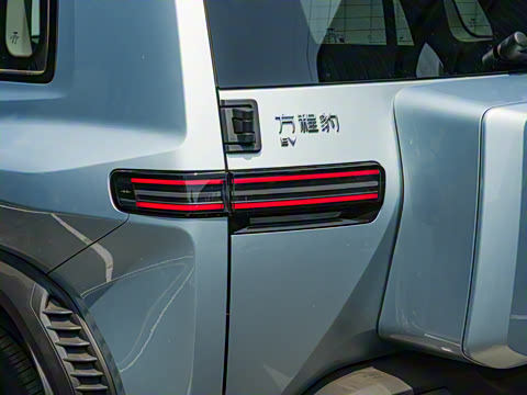 2025�� 501KM ����Pro��