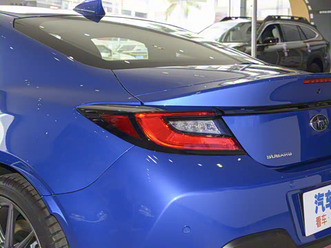 2022�� 2.4L �Զ���EyeSight