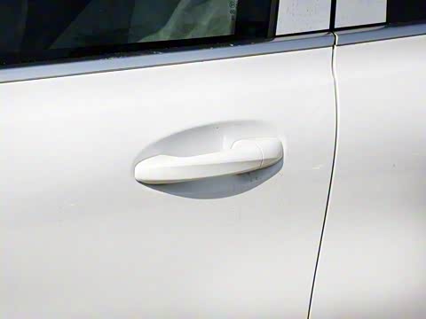 2020�� GLB 180 ʱ����