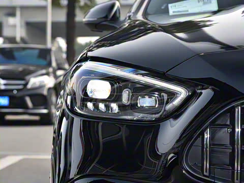 2024�� AMG C 43 4MATIC