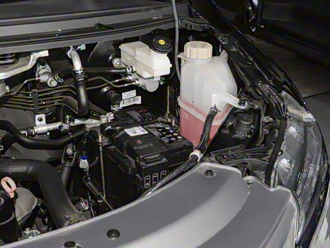 2025�� M5 1.6L ���������� 9��