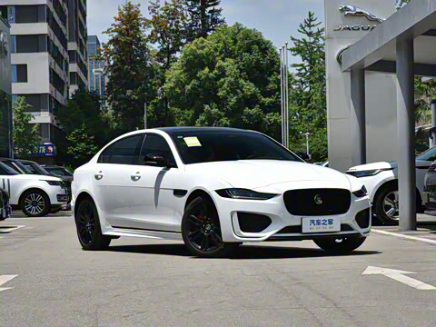 2025�� 2.0T 250PS R-DYNAMIC 90�����ذ�