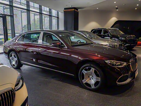 2025�� �Ŀ� S 480 4MATIC