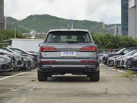 2025�� 45 TFSI quattro S line�˶���