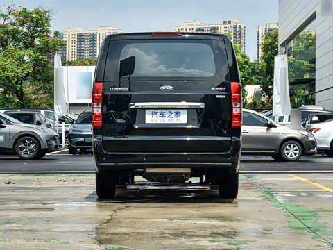 2025�� PLUS 2.0L ������ 9��