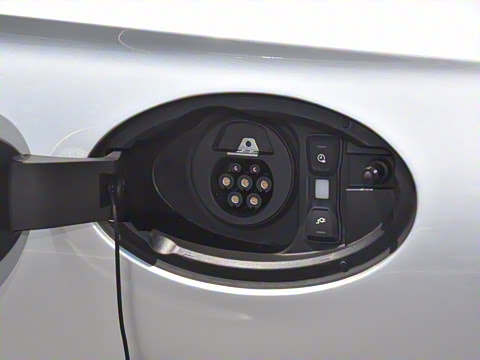 2026�� 4.0T V8 Mulliner