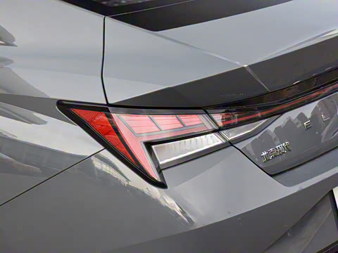 2021�� 1.5L CVT TOP�콢��