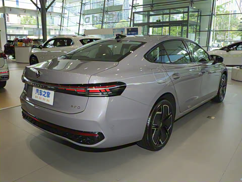 2025�� Pro 380TSI �ǿ������