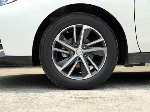 2019�� ʮ����ҫ 1.6L XL �ֶ������ ��VI