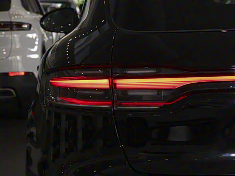 2025�� Macan 2.0T ���ΰ�