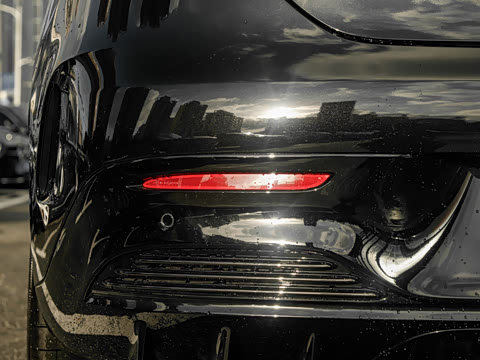 2023�� AMG EQE 53 4MATIC+