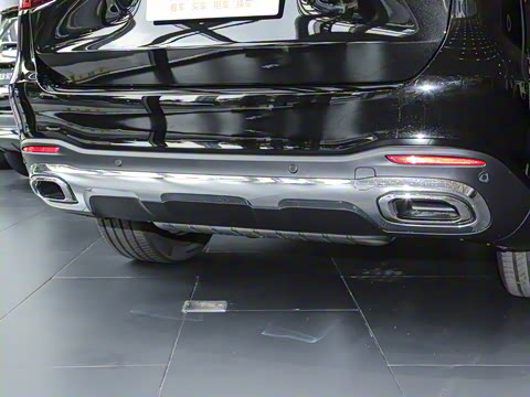 2025�� GLS 450 4MATIC ������