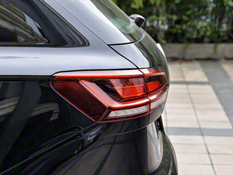 2021�� 2.0TSI ������