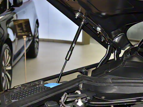 2025�� 3.0 L6 400PS �����ӳ���