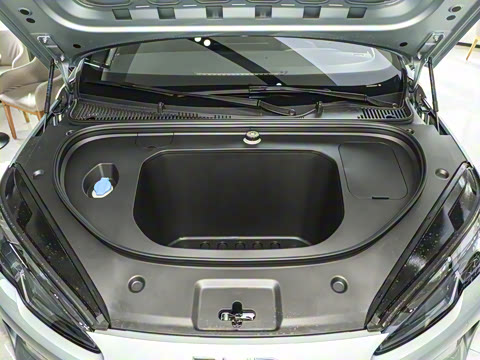 2025�� EV 470KM������