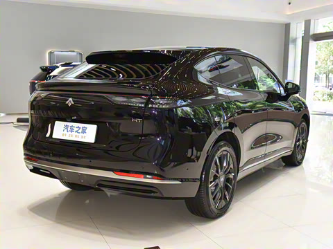 2025�� 825 Max��