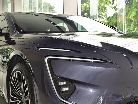 2025�� �Ŀ� Ultra���̰�