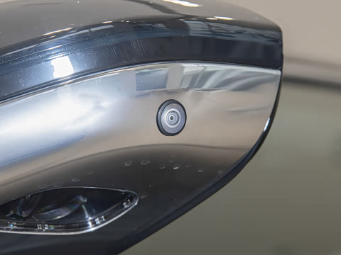 2025�� 102kWh ǩ����