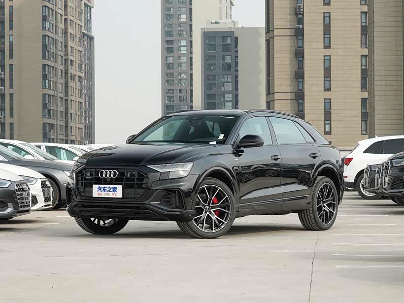 奥迪q8店内促销降价促销欢迎试乘试驾