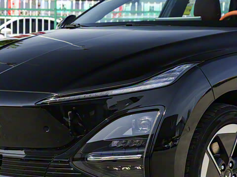 2025�� 610km �����콢��