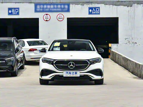 2025�� �Ŀ� E 260 �˶���