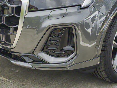 2025�� 45 TFSI quattro S line�˶���