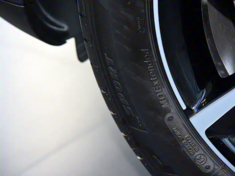 2022�� GLC 300 L 4MATIC ������