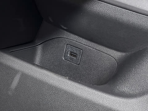 吉利汽车_博越 2021款 百万款 1.8td dct两驱豪华型图片_汽车之家