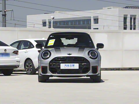 2025�� JOHN COOPER WORKS