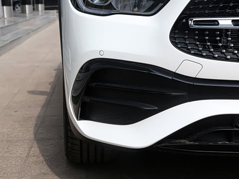 2023�� GLA 220 4MATIC