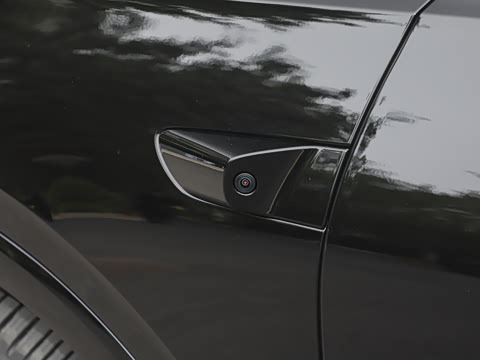 2025�� Ultra ������