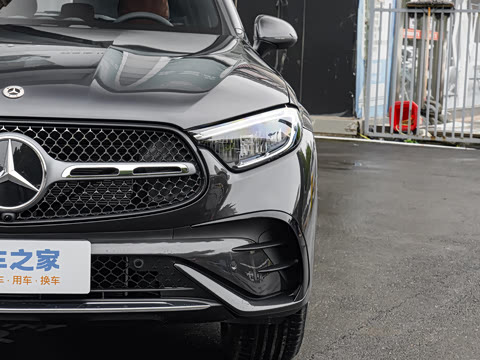 2023�� �Ŀ� GLC 260 L 4MATIC ������ 5��