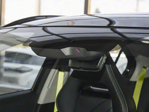 2022�� ��߸U-�� 400 ��Ԫ�