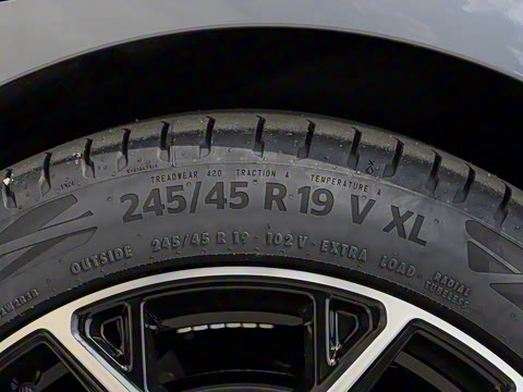 2025�� ���� 550ProѲ����