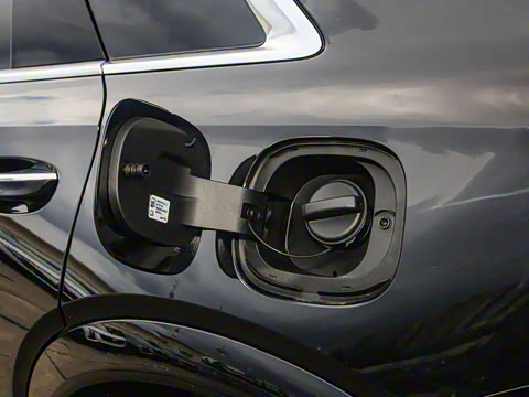 2025�� 2.0T �󶼻���